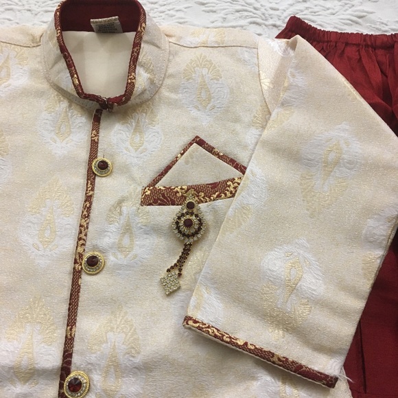 3T Sherwani and Pajama in New Condition - Picture 5 of 13